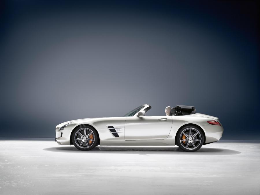  Mercedes-Benz SLS AMG Roadster 2012 года  (фото 64 из 198)